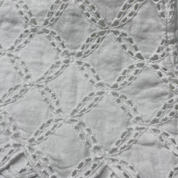 Lands End Blouse Womens 24 White Linen Boho Relaxed Eyelet Lace Scalloped Tunic - Picture 8 of 9